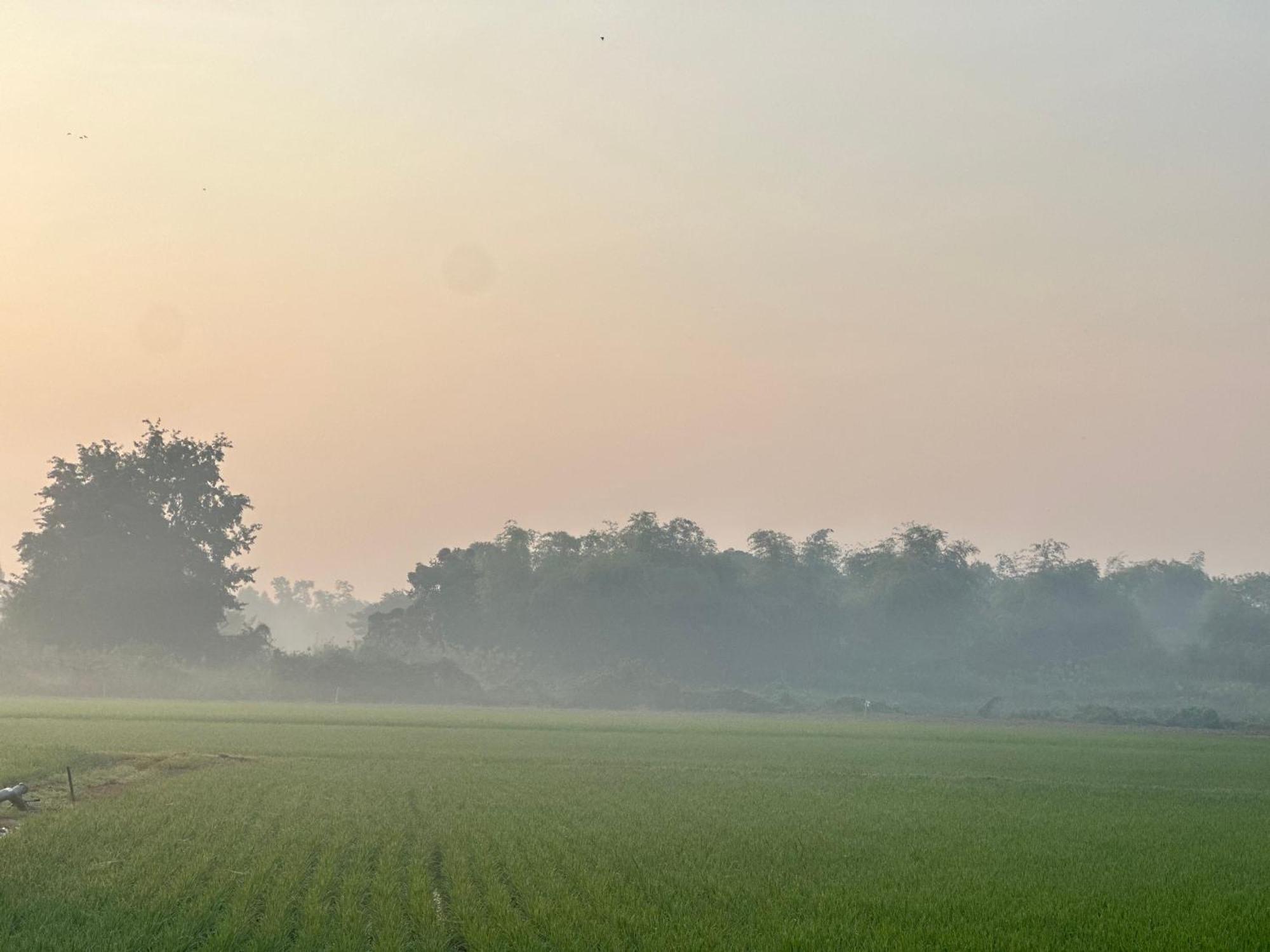 Ban Suweena Uthai Thani Ngoại thất bức ảnh