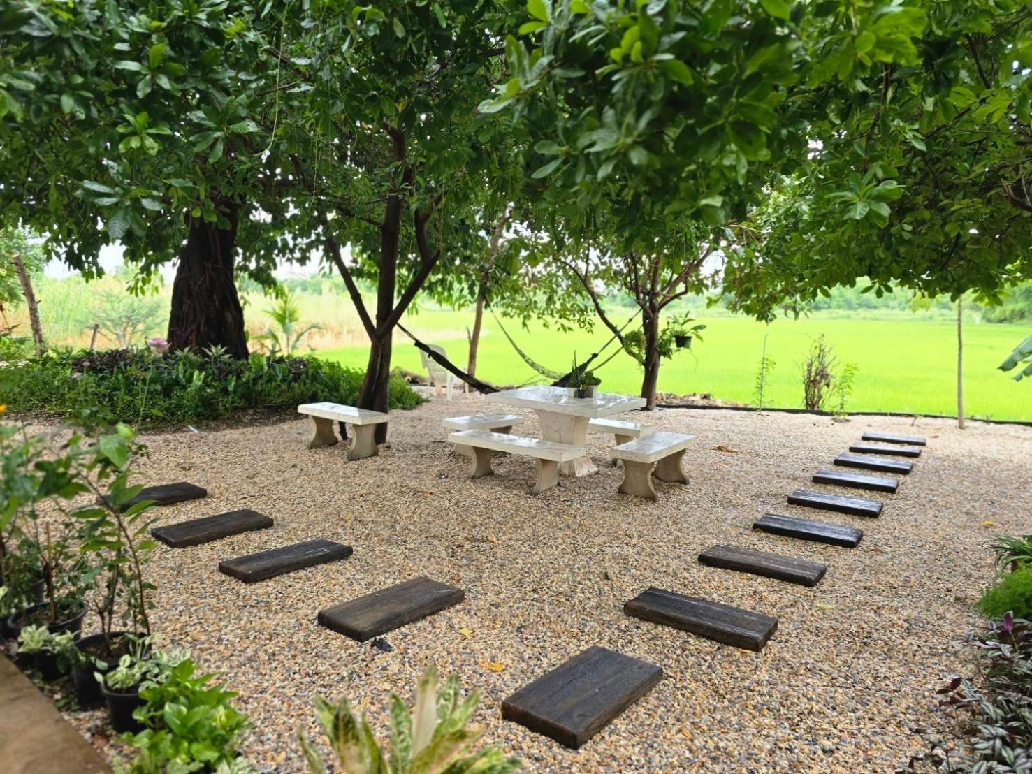 Ban Suweena Uthai Thani Ngoại thất bức ảnh