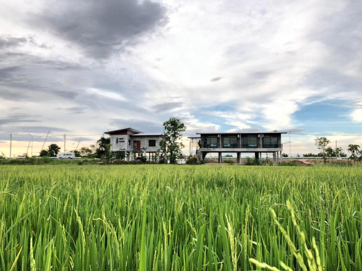 Ban Suweena Uthai Thani Ngoại thất bức ảnh